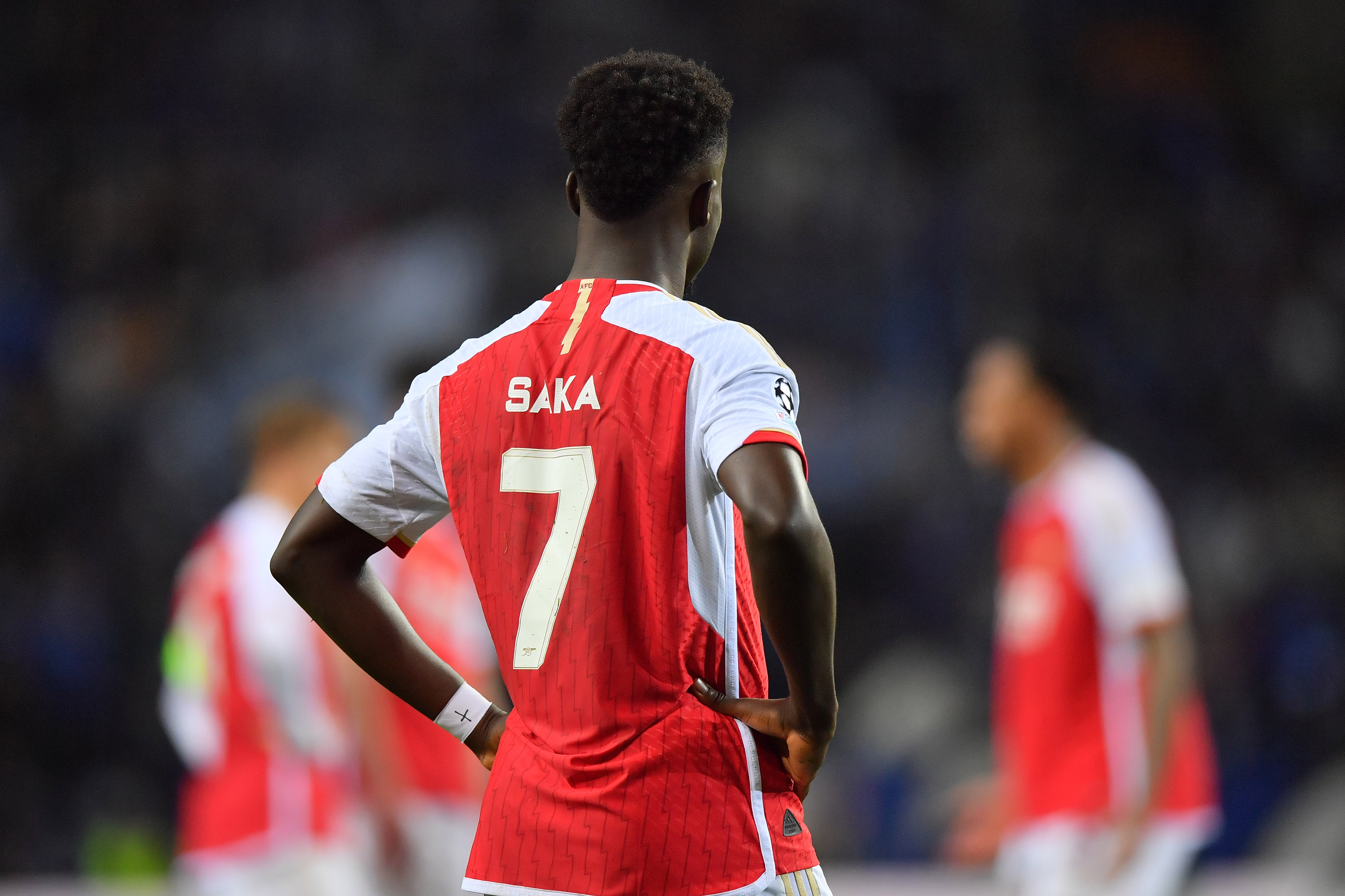 欧亿体育下载-保罗-帕克：马杜埃凯比萨卡更出色，不知道萨卡有什么可吹的